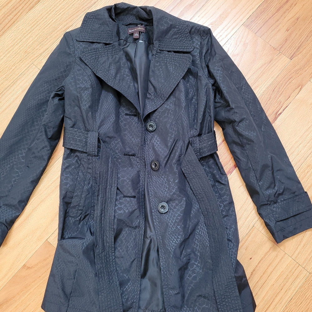 Dana Buchman Python Trench Coat Like New. Sz small